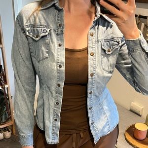 GUESS | Vintage Distressed Blue Chambray Shirt Light Blue Denim Snap Front